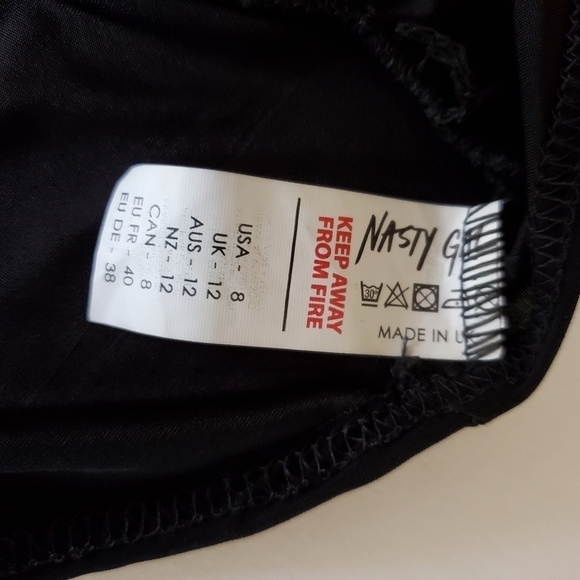 Nasty Gal Black V-Neck Bodysuit Sz 8 - Picture 5 of 12